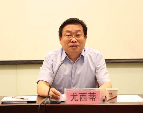 新班子上任一個(gè)月，看他們都忙了些啥？