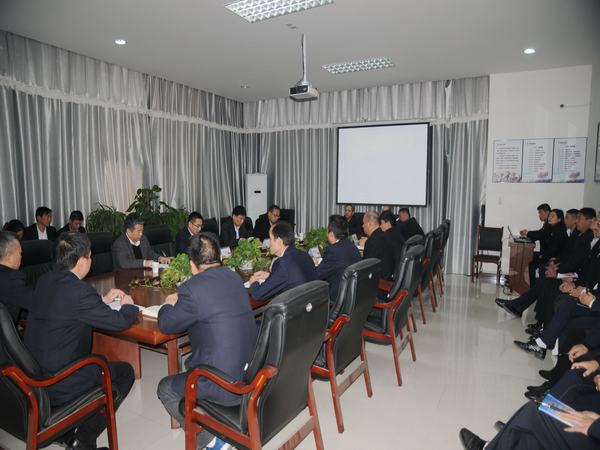 掘進公司召開干部大會宣布干部任免決定