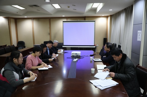 建設(shè)集團第二督導組深入路橋分公司對“講政治、敢擔當、改作風”專題教育進行督導