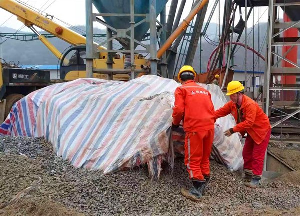 陜煤建設礦建三公司崔木項目部：冬季施工“不降溫”   全力以赴推進項目建設