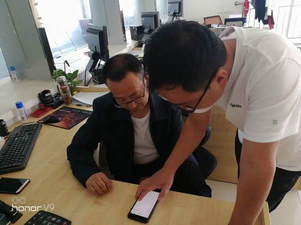 陜煤建設(shè)掘進(jìn)公司:面對面服務(wù)讓個稅改革紅利惠及每位員工