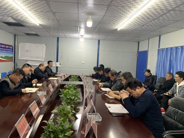 陜煤建設礦建二公司小保當第三項目部以談促改推進施工安全