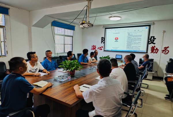 陜煤建設(shè)路橋分公司渭南項(xiàng)目部多“涼策”應(yīng)對(duì)夏季施工