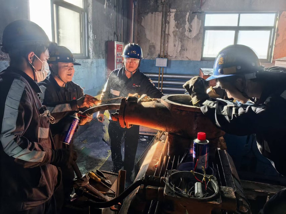 陜煤建設洗選煤運營公司：“破擊利刃”  把脈冬季運輸安全