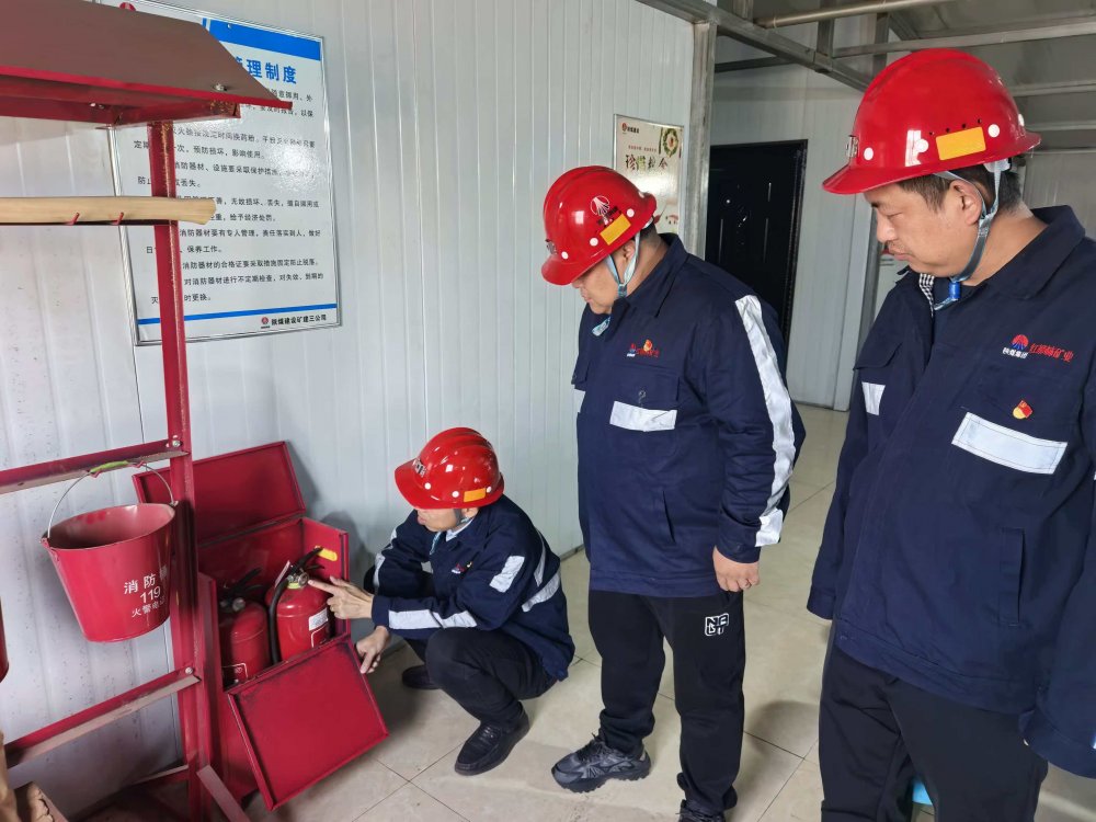 陜煤建設(shè)礦建三公司:黨員帶頭激發(fā)動(dòng)能 筑牢安全管理防線