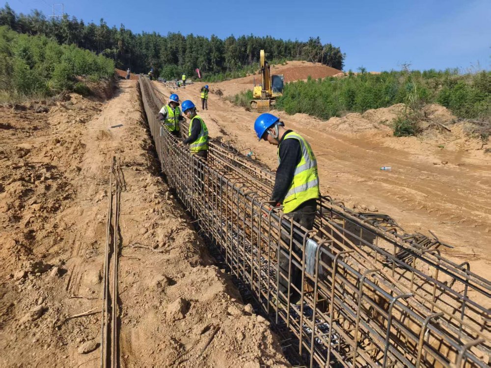 陜煤建設(shè)渭南分公司第一項目部:鏖戰(zhàn)一線保進度 匠心筑造促發(fā)展