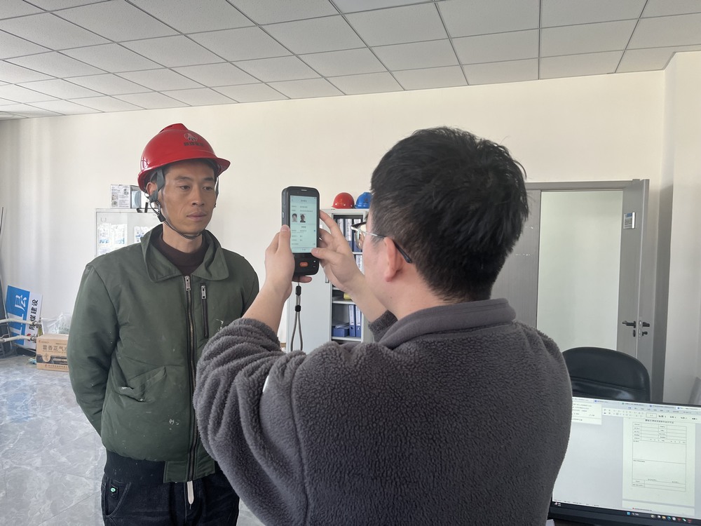 陜煤建設銅煤公司基層項目部：“冬日護薪”專項活動保障農民工“安薪無憂”