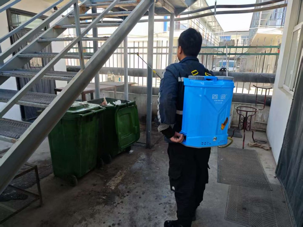 陜煤建設煤礦運營服務分公司：冬日雙線守護，溫暖與精準并行