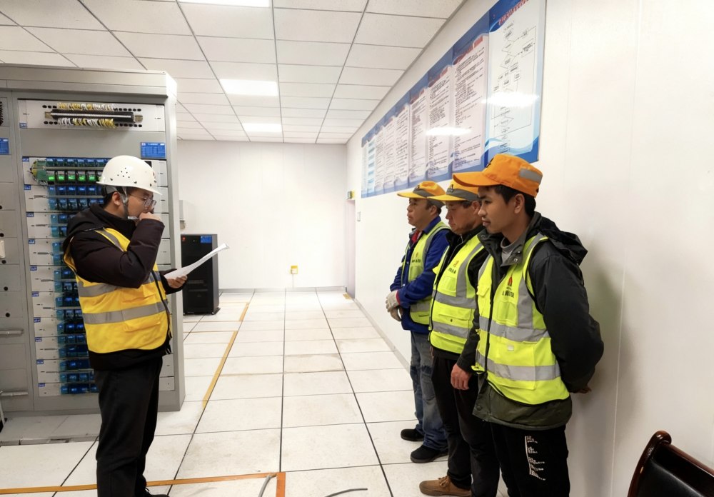 陜煤建設路橋分公司黃陵項目部以“干學結合”筑牢安全生產防線