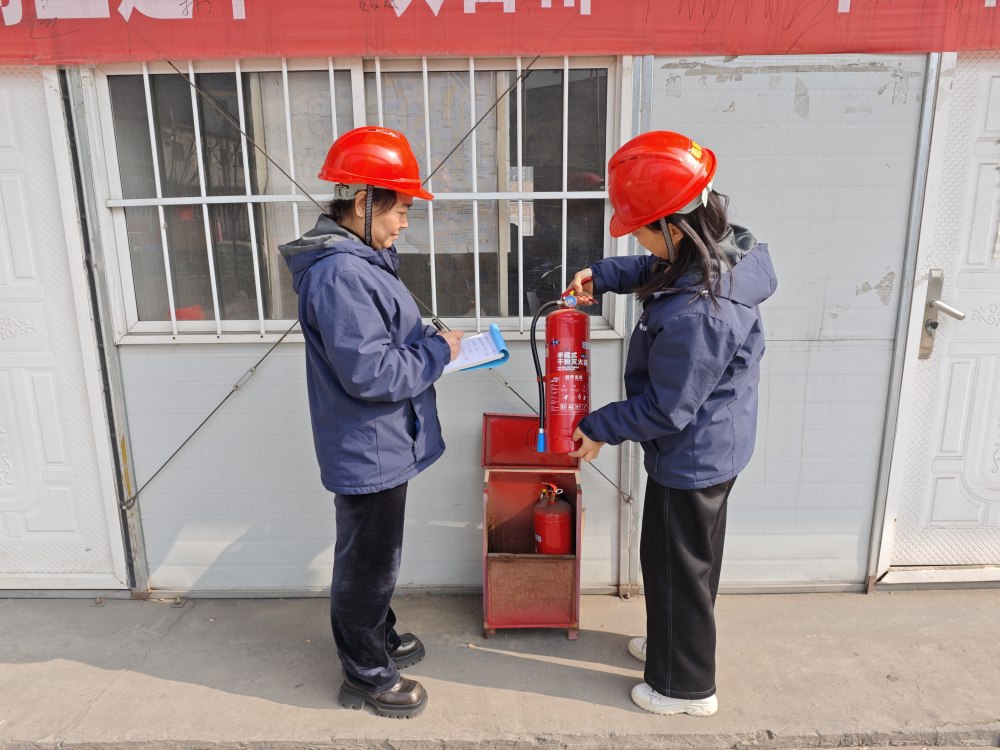 工地綻芳華，她們了不起！