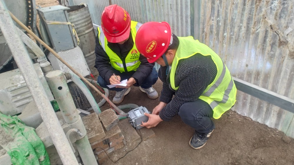 陜煤建設路橋分公司彬長項目部開展春季電氣預防性試驗，筑牢安全防線